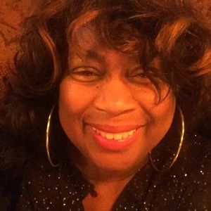 Meet your Posher, Brenda